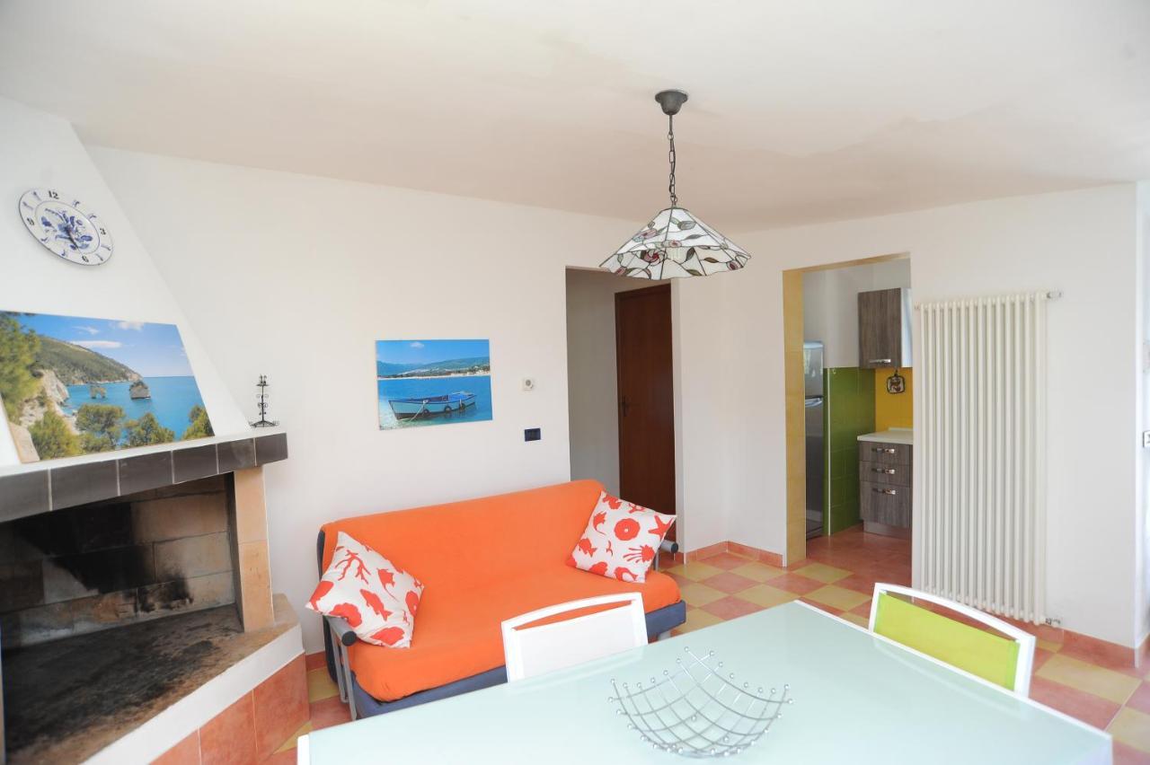 Case Vacanza Montesaraceno Mattinata Extérieur photo