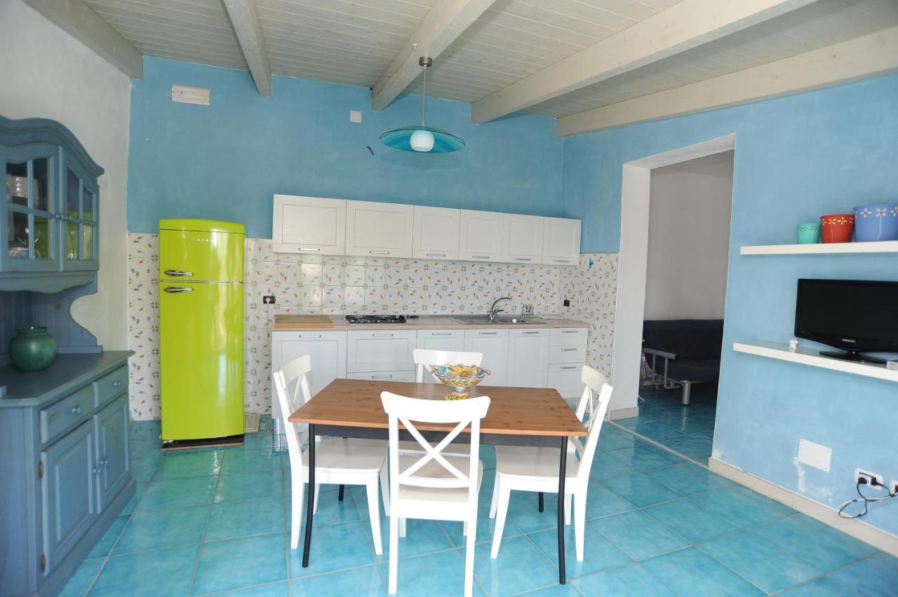 Case Vacanza Montesaraceno Mattinata Extérieur photo
